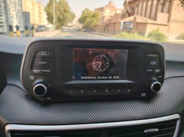 Car image 29