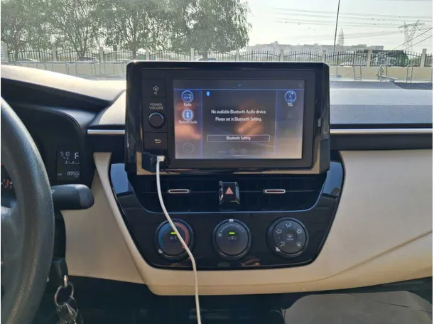 Car image 14