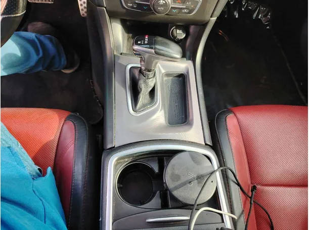 Car image 23