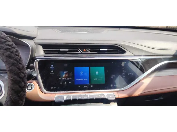 Car image 19
