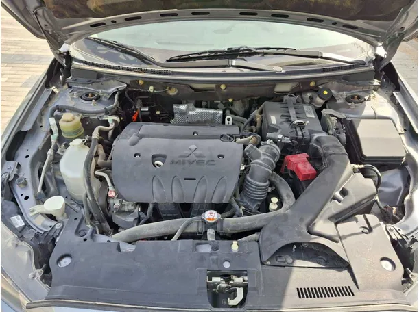 Car image 17
