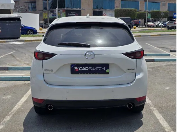 Car image 6