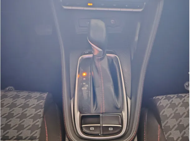 Car image 24