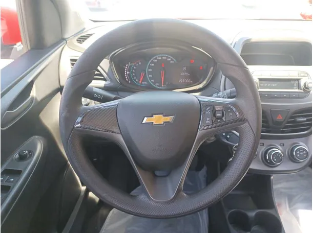 Car image 16