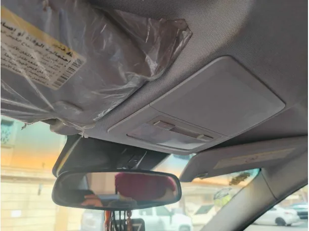 Car image 29