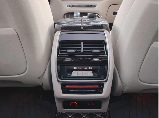 Car image 42