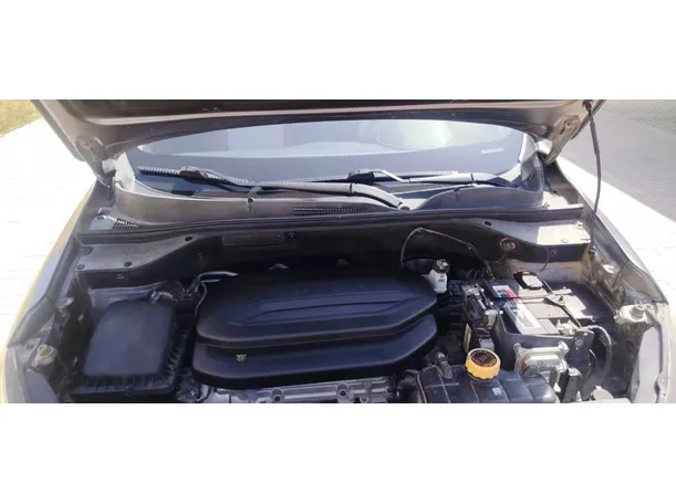 Car image 27