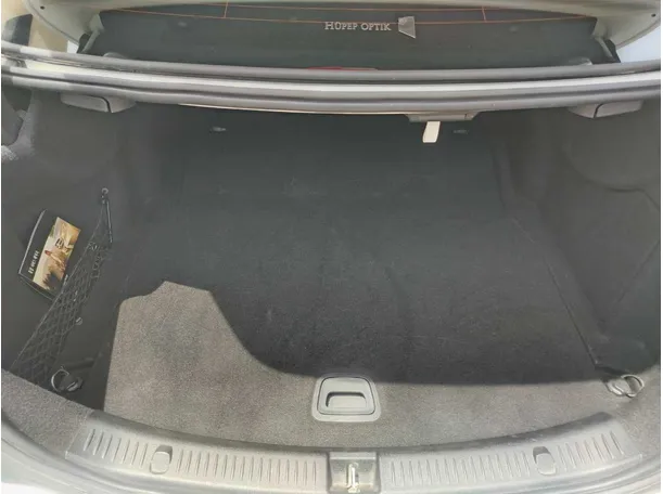 Car image 31