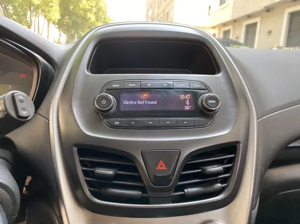 Car image 15