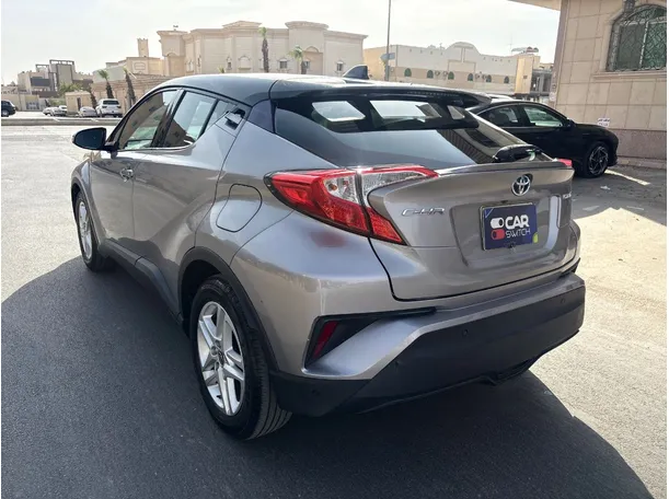 Car image 7