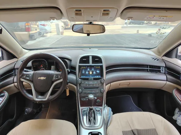 Car image 17