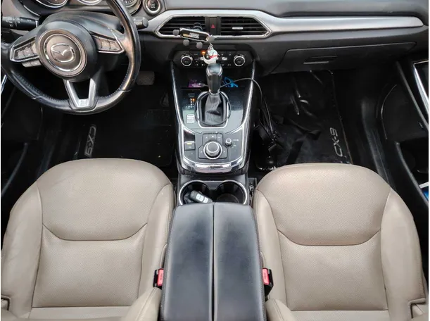 Car image 21