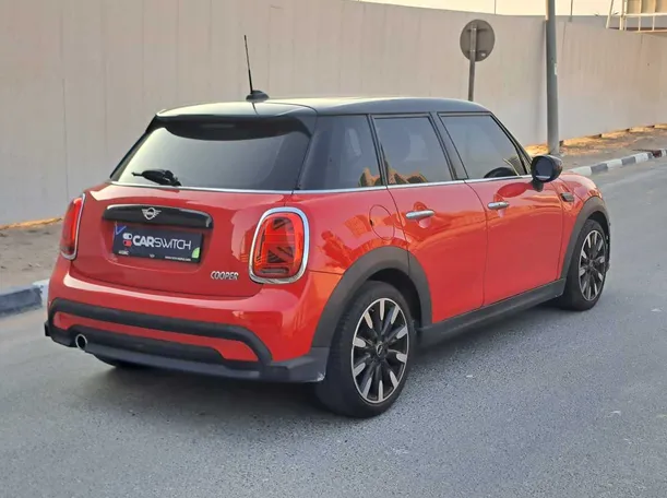 Car image 5