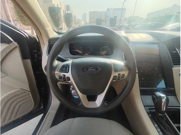 Car image 21