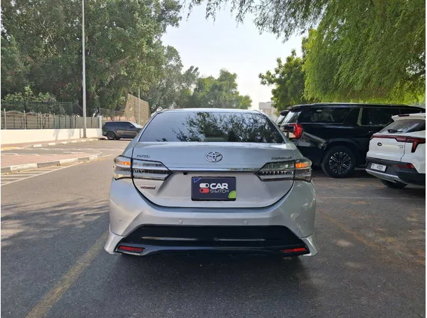 Car image 6