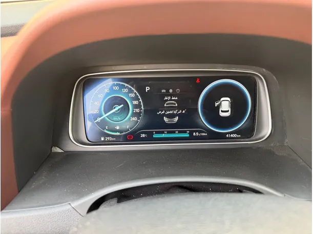 Car image 17