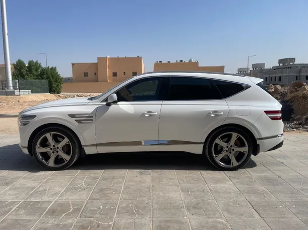 Car image 7
