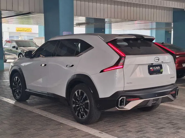 Car image 7