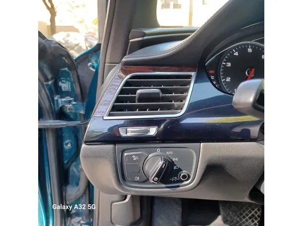 Car image 29