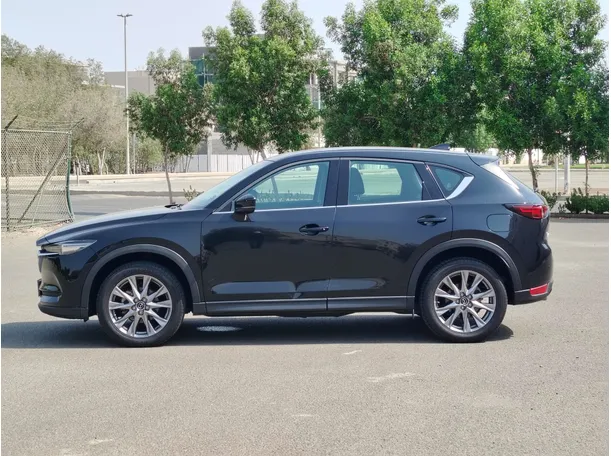 Car image 8