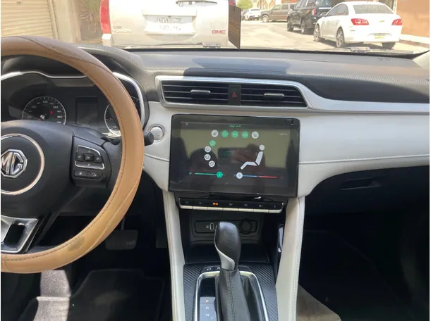 Car image 20