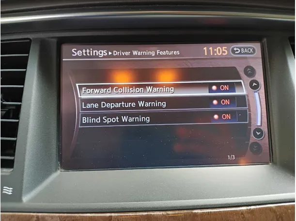 Car image 24