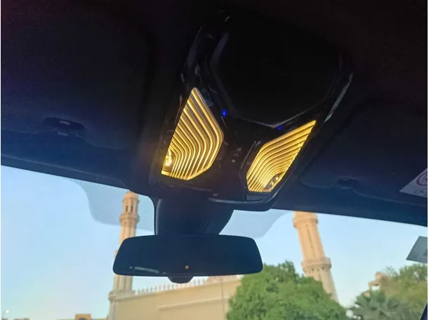 Car image 33