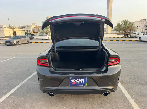 Car image 21