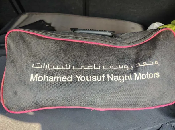 Car image 37