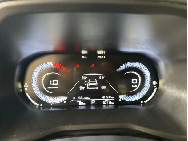 Car image 10