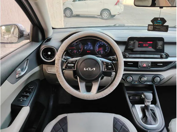 Car image 22