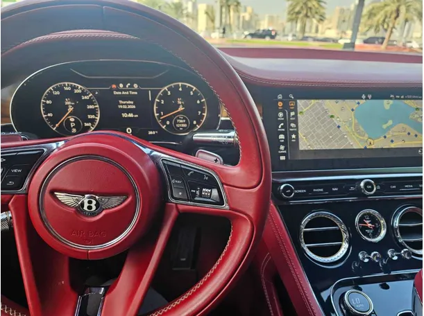 Car image 15