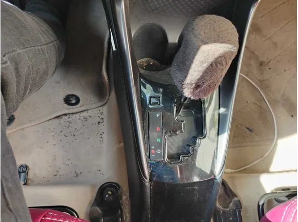Car image 22