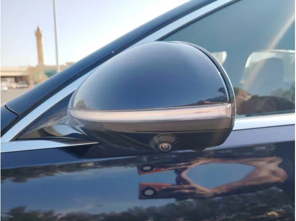 Car image 36