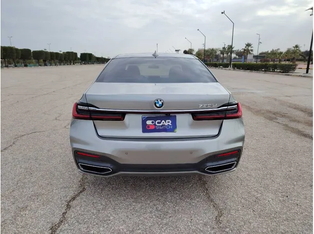Car image 6