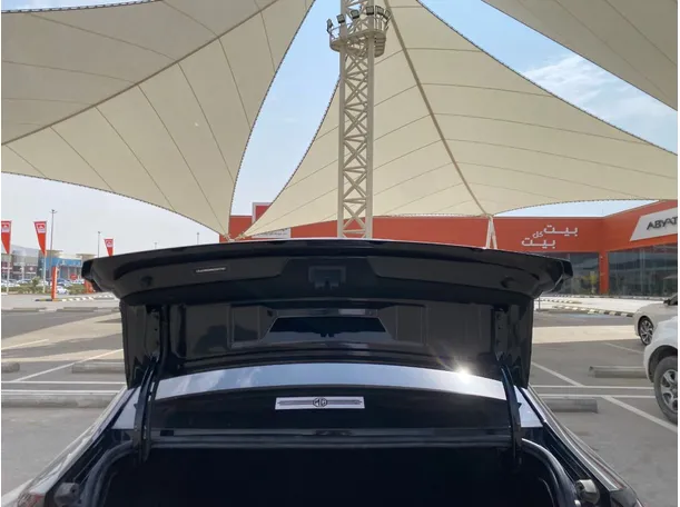 Car image 22