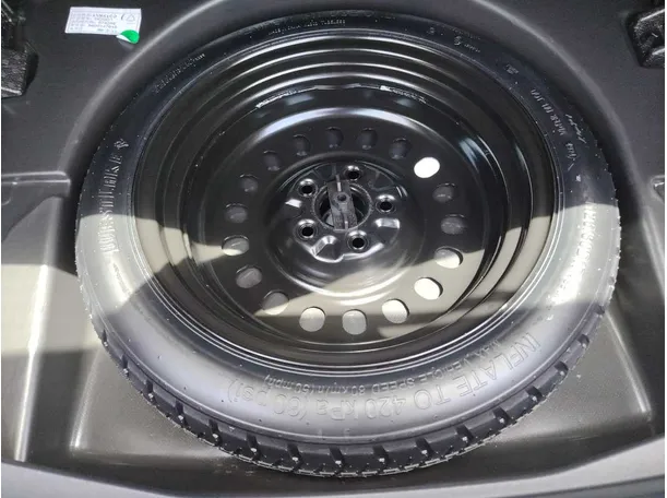 Car image 42