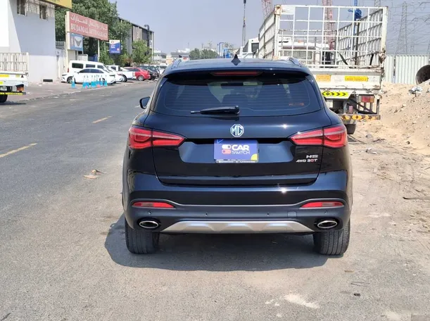 Car image 6