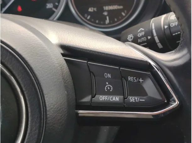 Car image 28