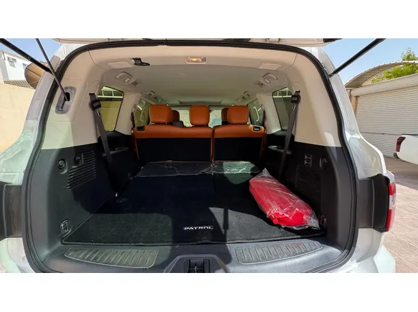 Car image 22