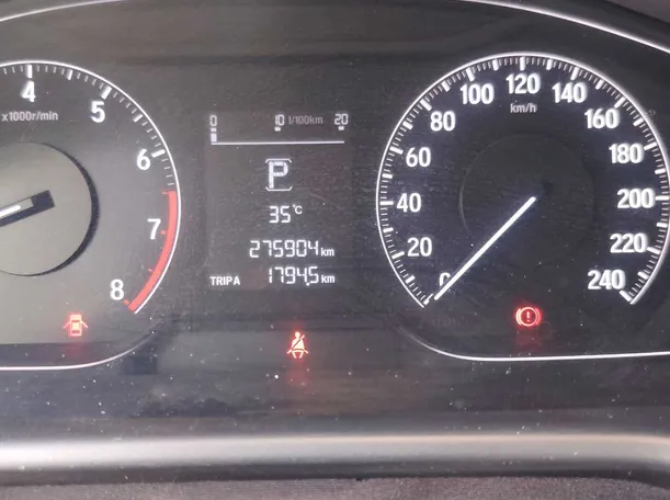 Car image 20