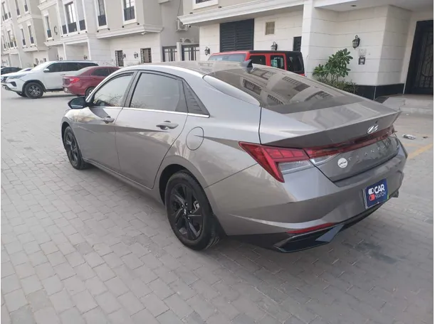 Car image 8