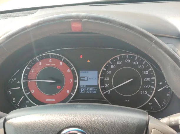 Car image 25