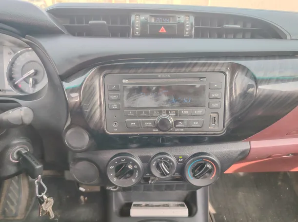 Car image 20