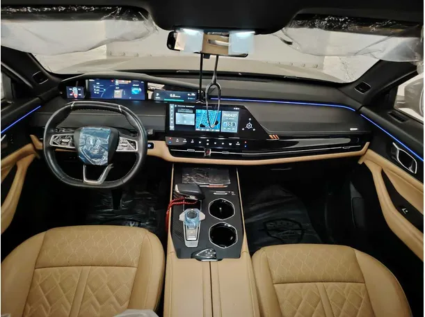 Car image 22