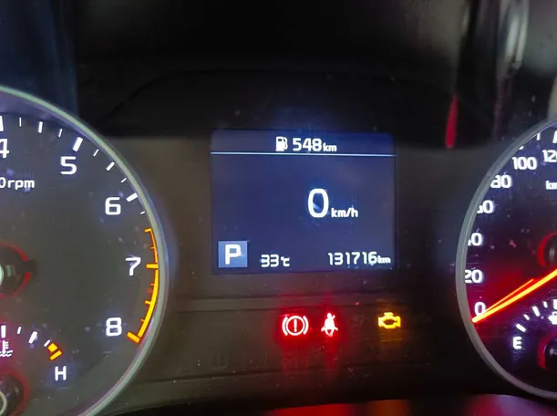 Car image 25