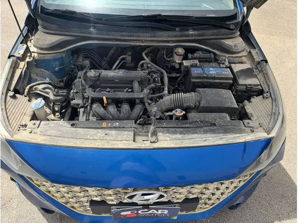 Car image 22