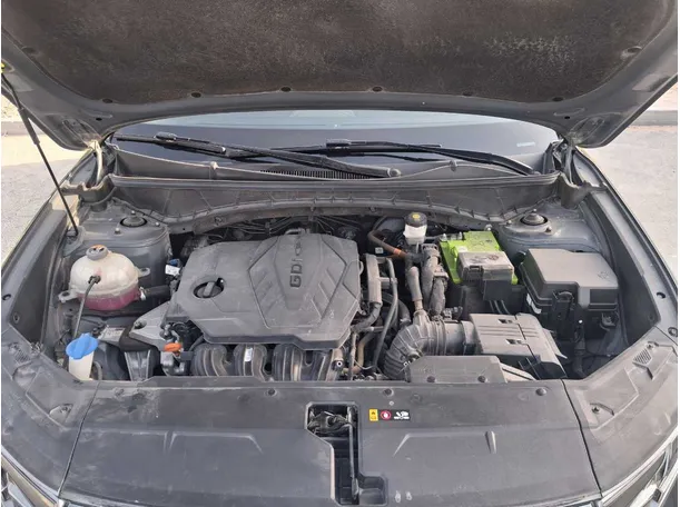 Car image 20