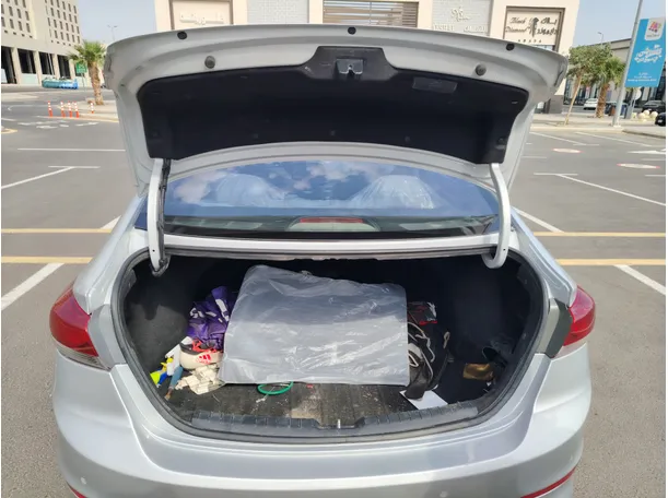Car image 23