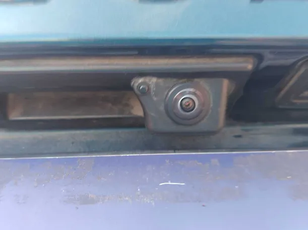 Car image 28